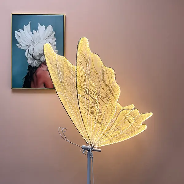 Candeeiro Borboleta Led 1.2M